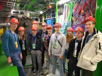 Den Teilchen auf der Spur … unsere Physiker im CERN